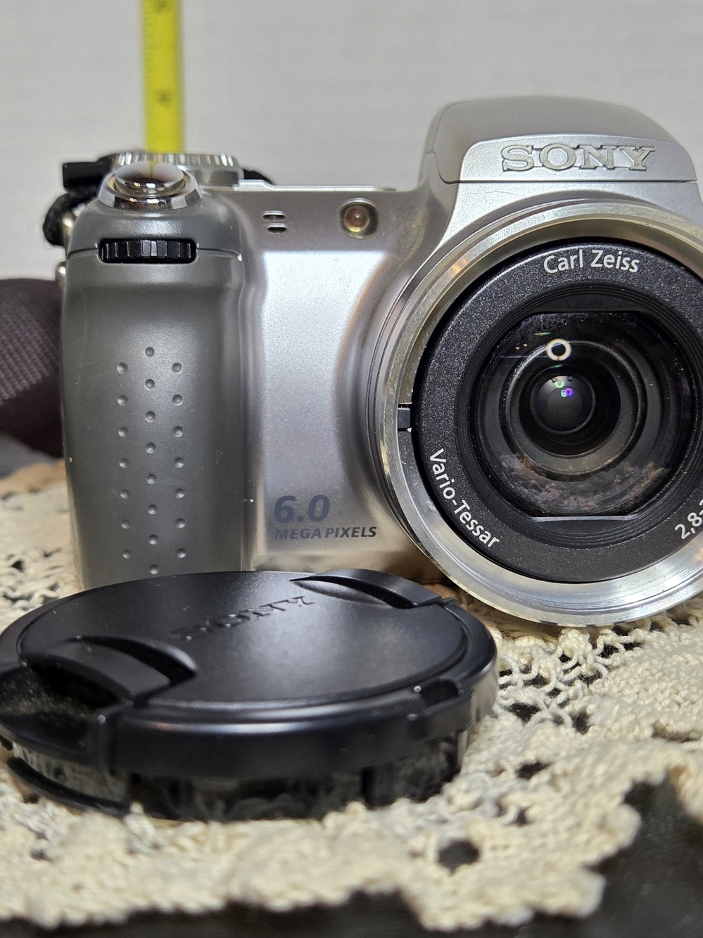 Sony Silver 6.0MP Digital Camera with Carl Zeiss Lens